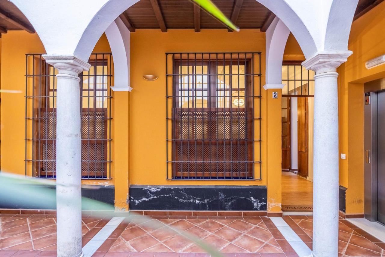 Palacios Malaver Suite Home Севилья Экстерьер фото